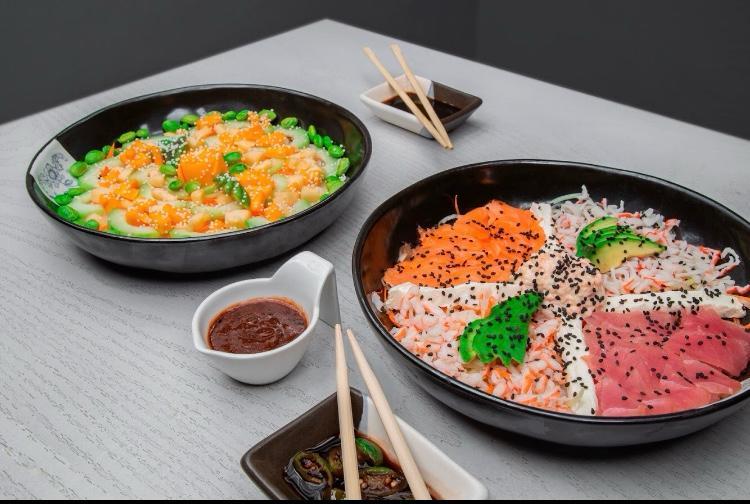 Jinambou poke bowls and sashimi dishes
