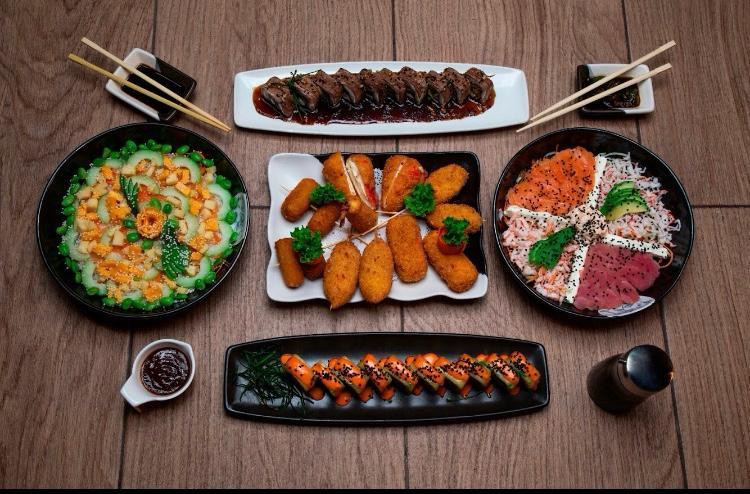 Jinambou Japanese food spread